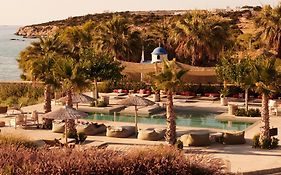 Seesoo Paros Beachfront Resort (Adults Only)